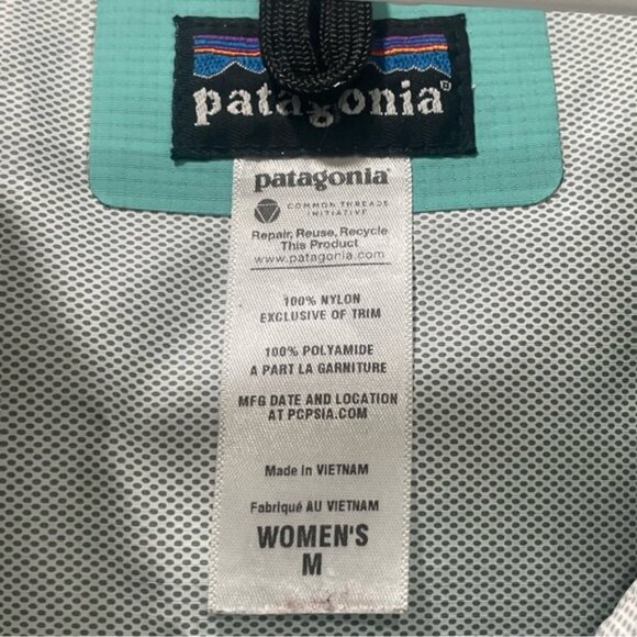 Patagonia Women's Medium Torrent Shell Rain Jacket Fresh Teal H2NO Hooded - Picture 4 of 15